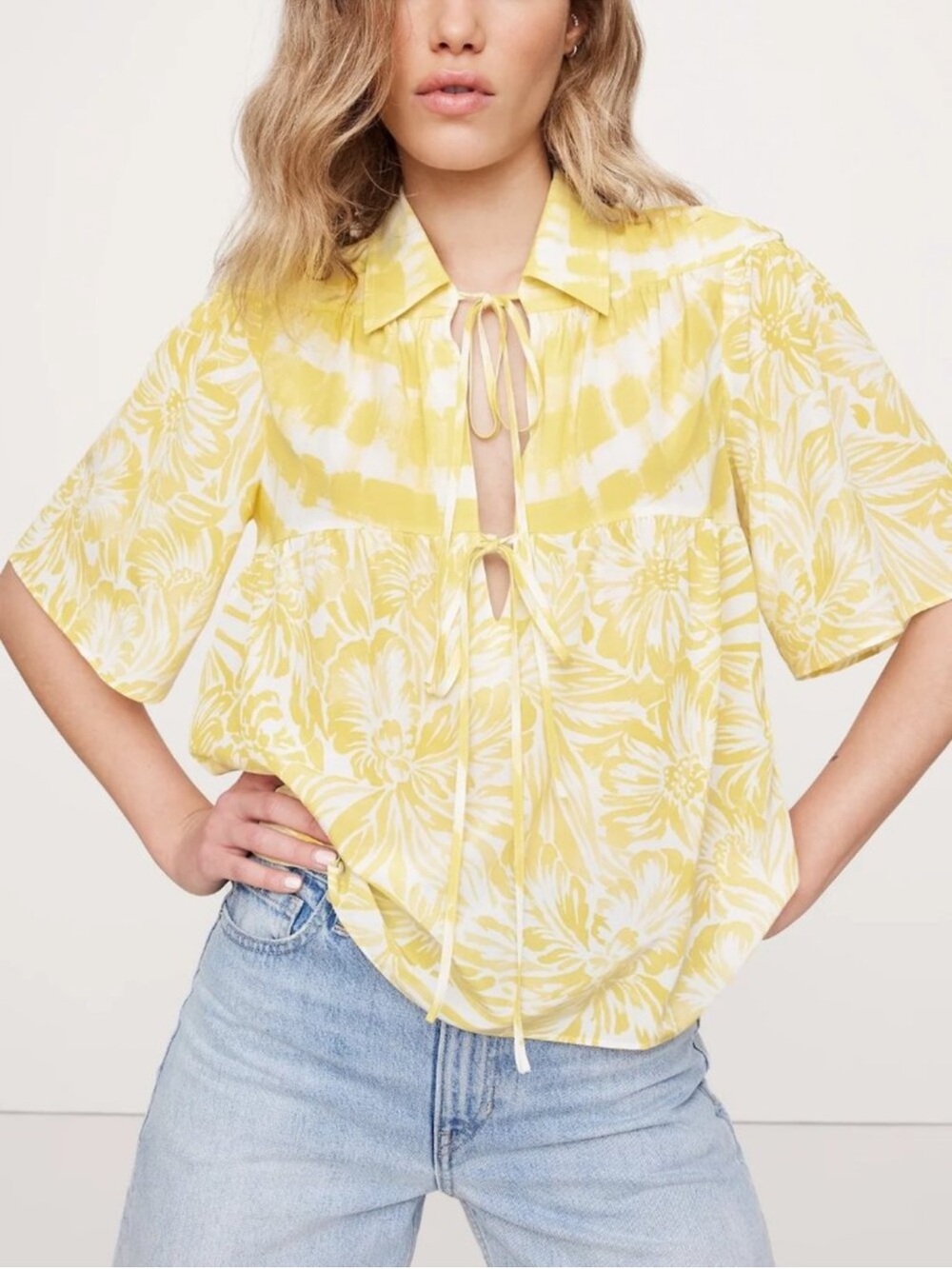 Banana Republic Matte Silk Tie Front Shirt Yellow Iris Floral Print XL